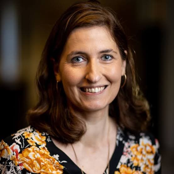 Dr. Linda Terlouw